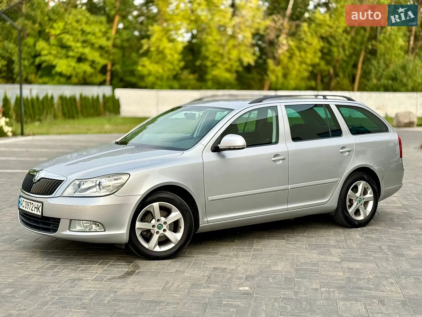 2011 Skoda Octavia - мініатюра 2