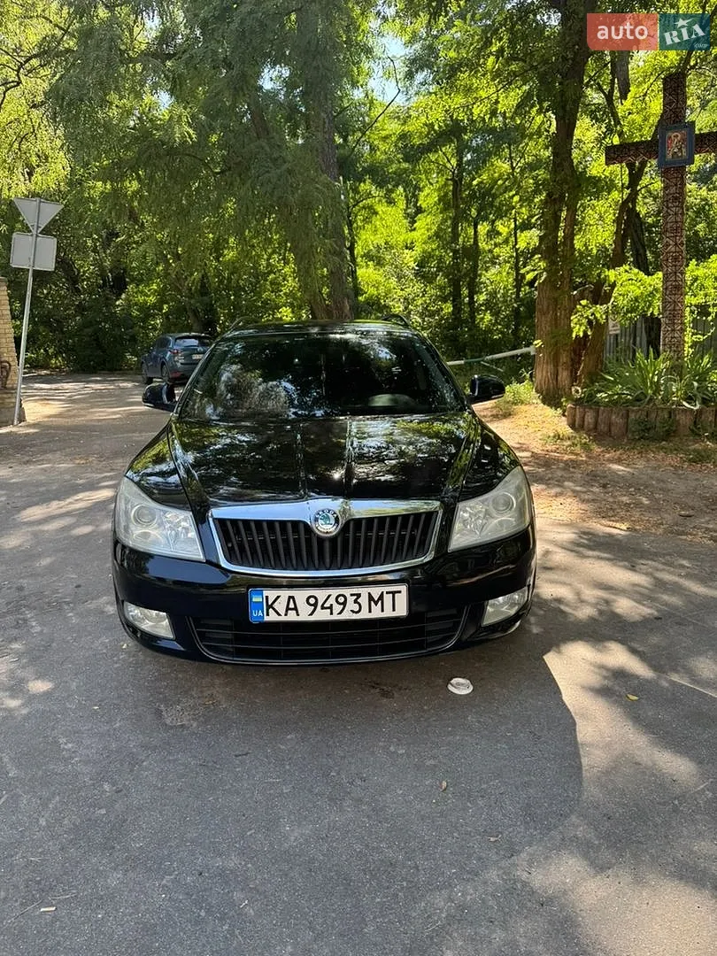 2011 Skoda Octavia - мініатюра 2