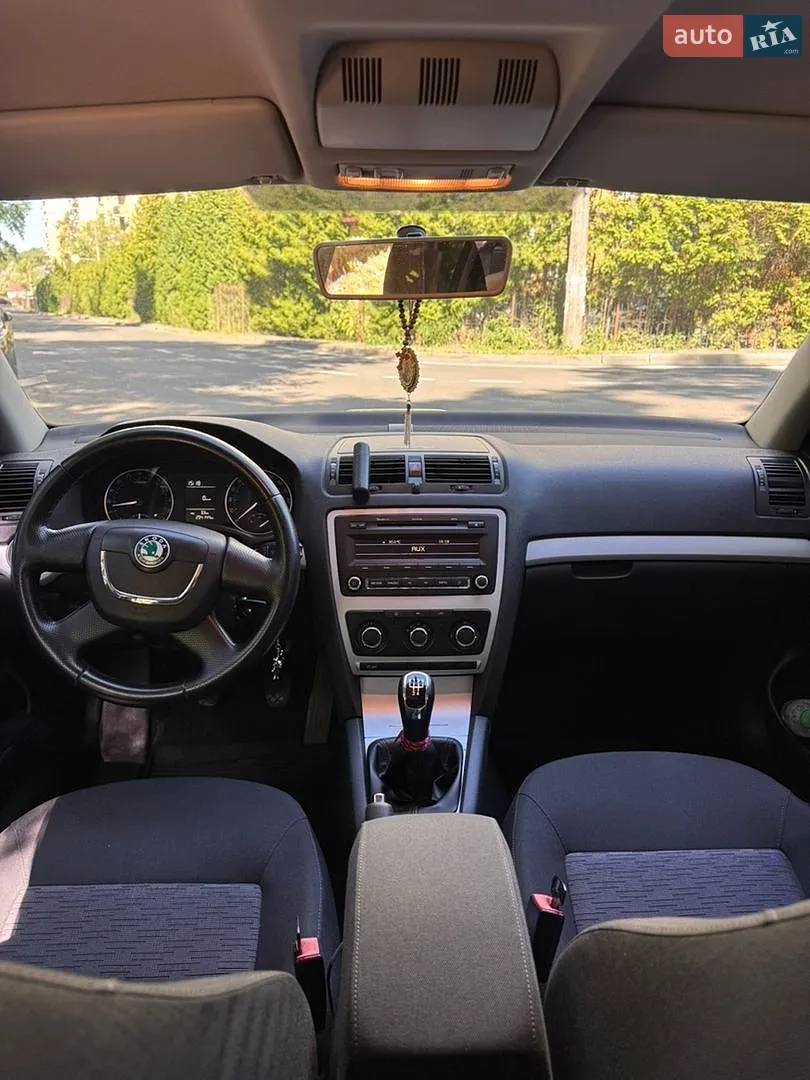 2011 Skoda Octavia - мініатюра 16
