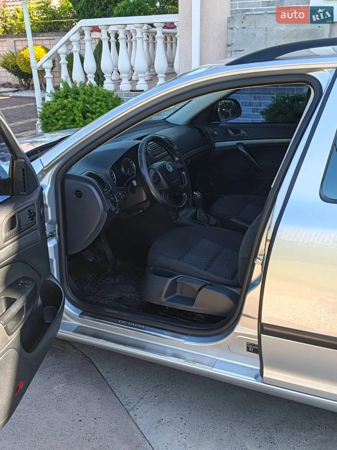 2011 Skoda Octavia - мініатюра 13