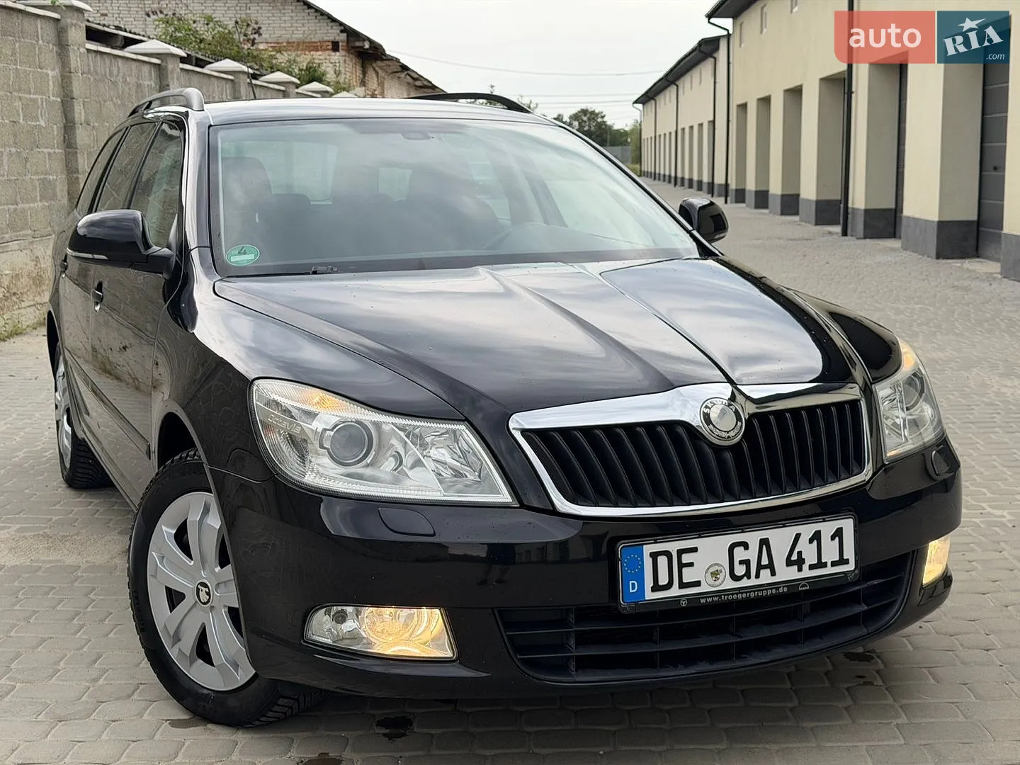 2010 Skoda Octavia - мініатюра 3
