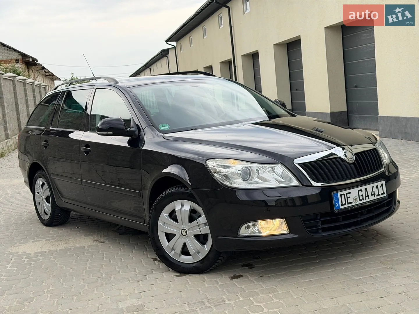 2010 Skoda Octavia - мініатюра 4