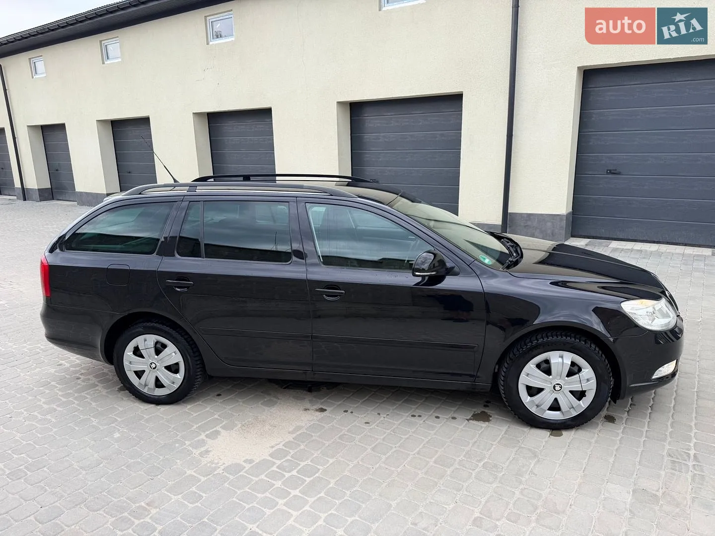 2010 Skoda Octavia - мініатюра 21