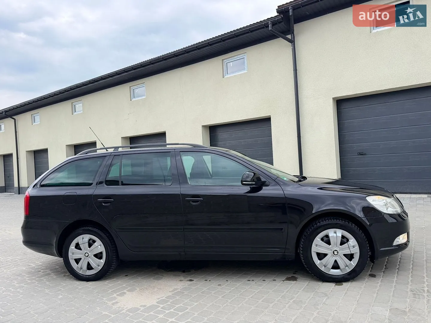 2010 Skoda Octavia - мініатюра 20