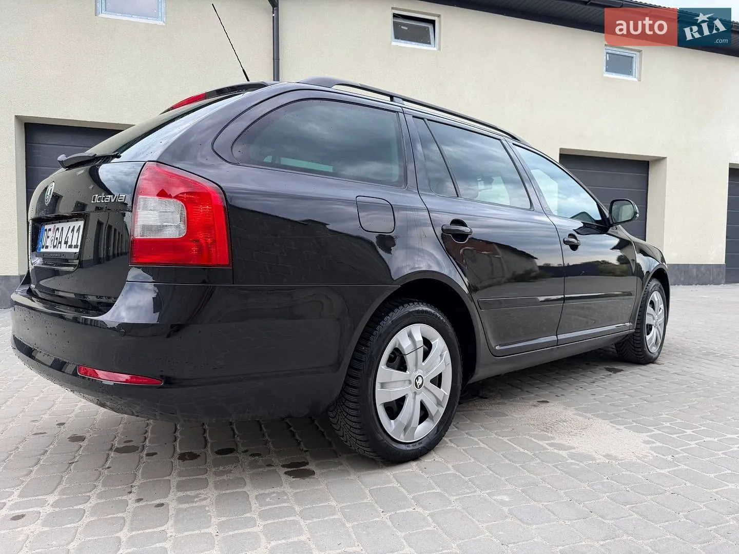 2010 Skoda Octavia - мініатюра 23