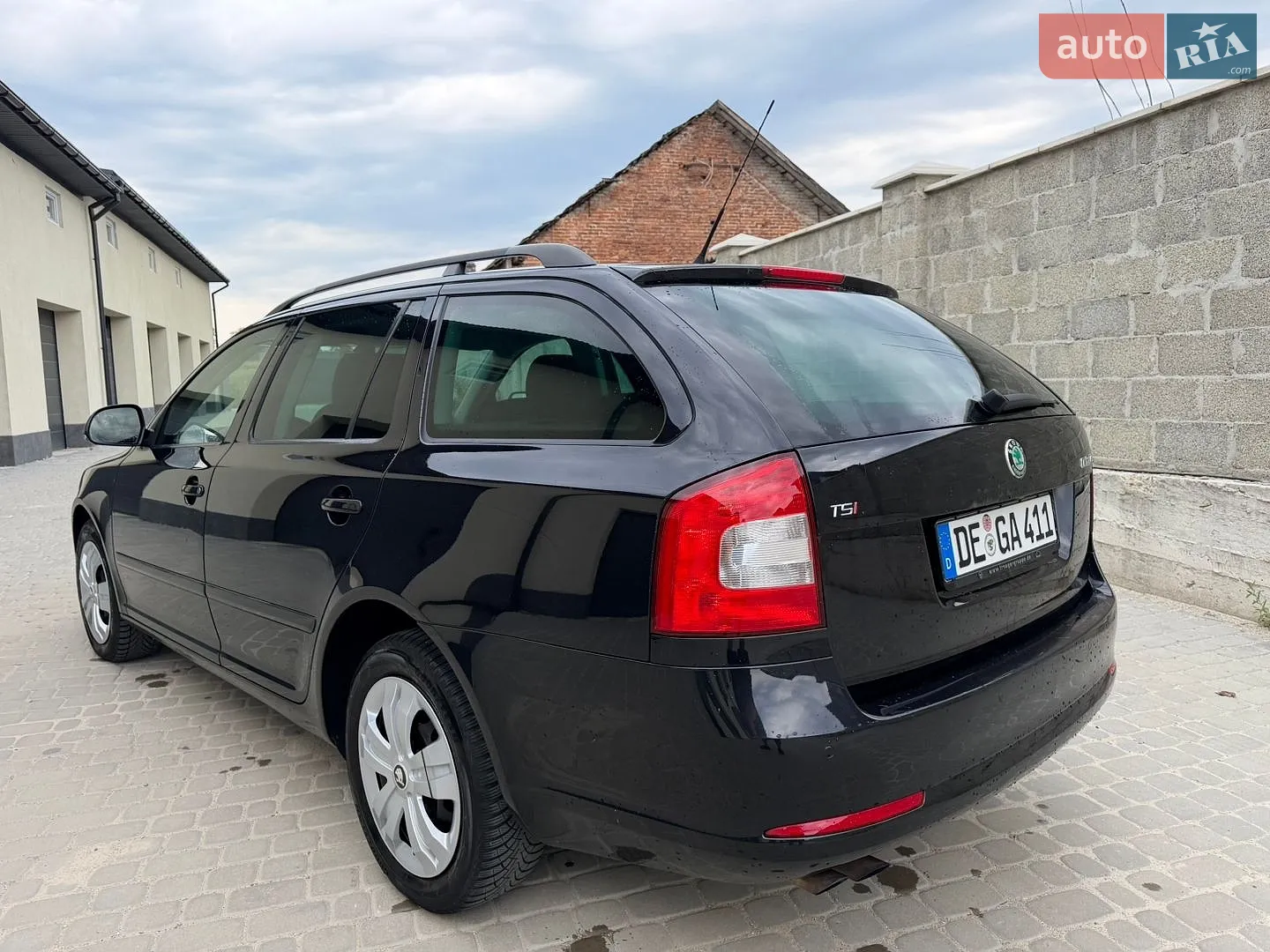 2010 Skoda Octavia - мініатюра 27