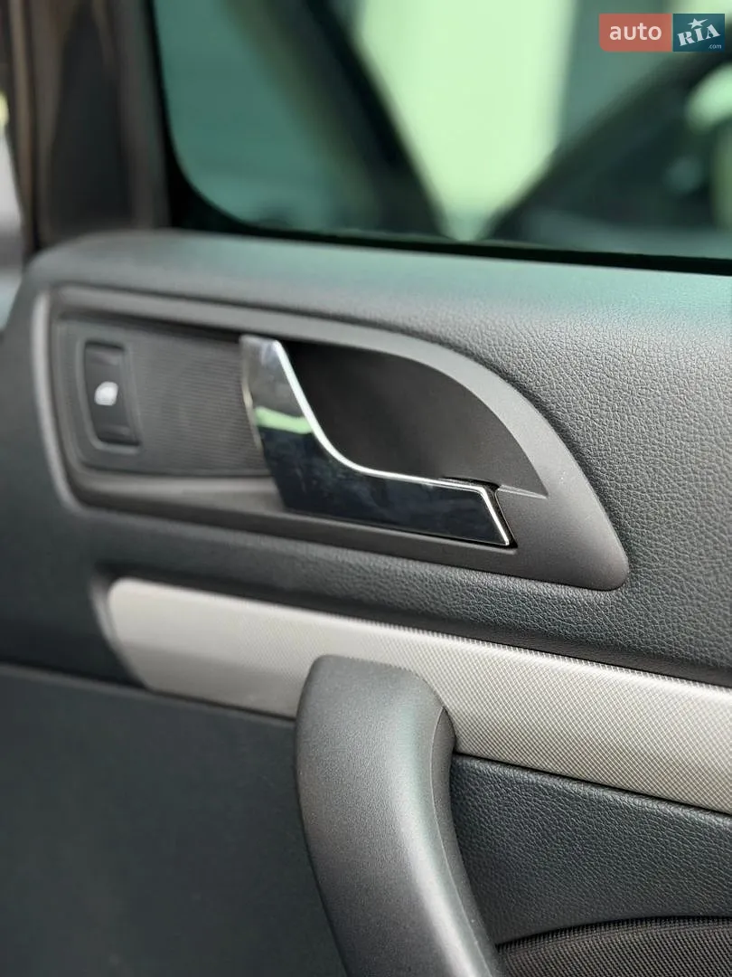 2010 Skoda Octavia - мініатюра 44