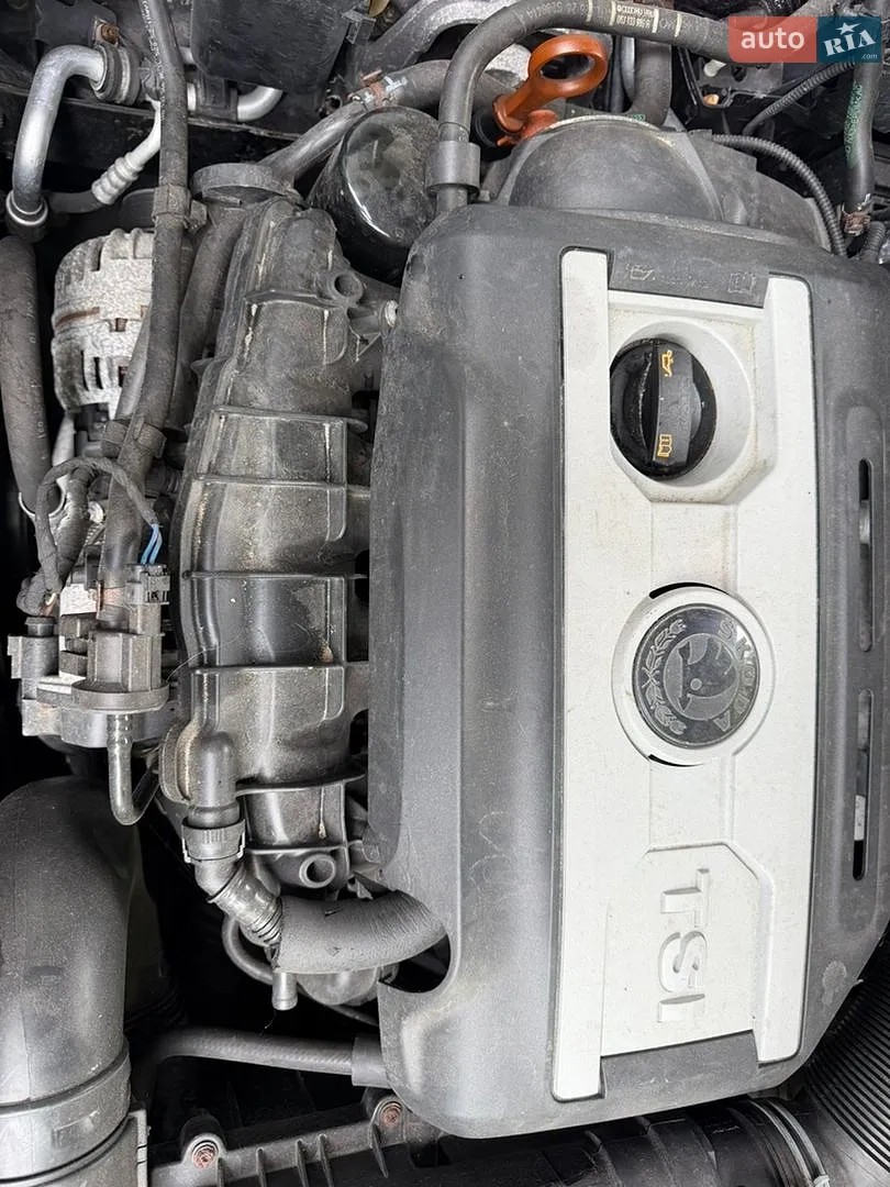 2010 Skoda Octavia - мініатюра 76