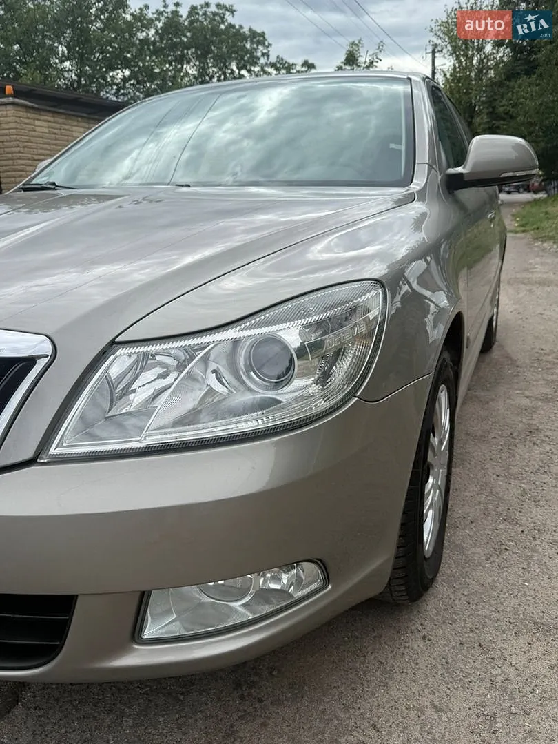 2011 Skoda Octavia - мініатюра 11