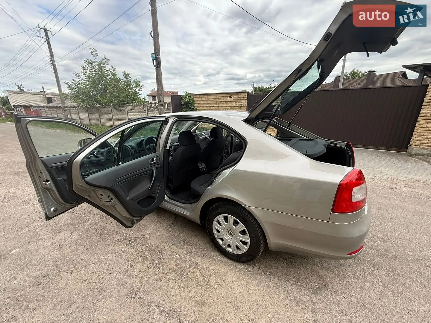 2011 Skoda Octavia - мініатюра 25