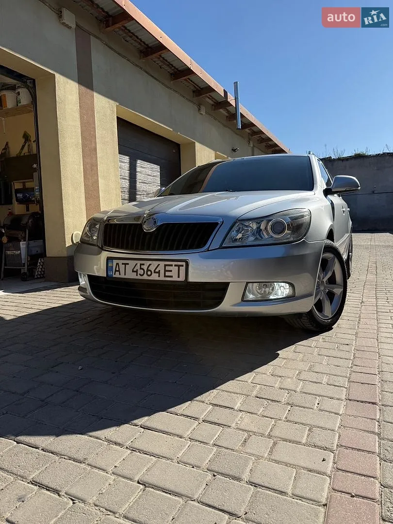 2010 Skoda Octavia - мініатюра 4