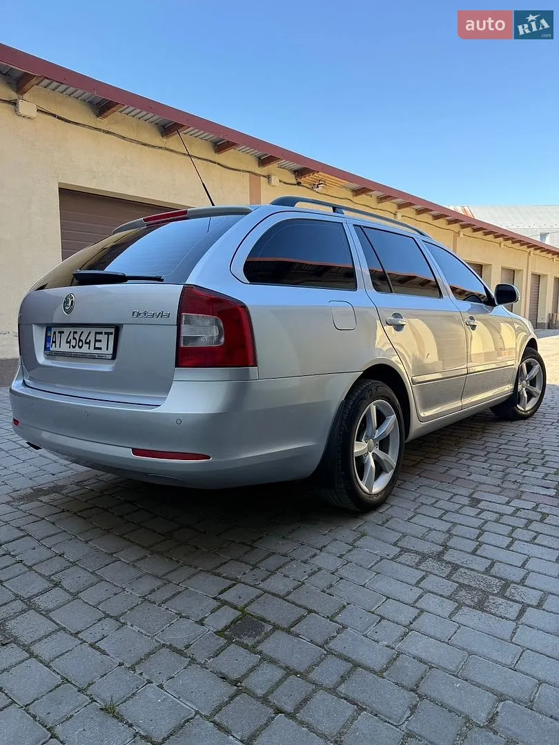 2010 Skoda Octavia - мініатюра 28