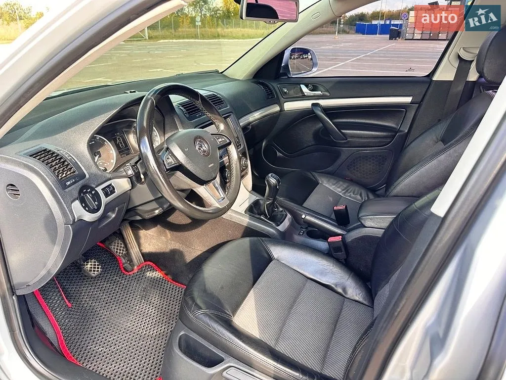 2011 Skoda Octavia - мініатюра 53