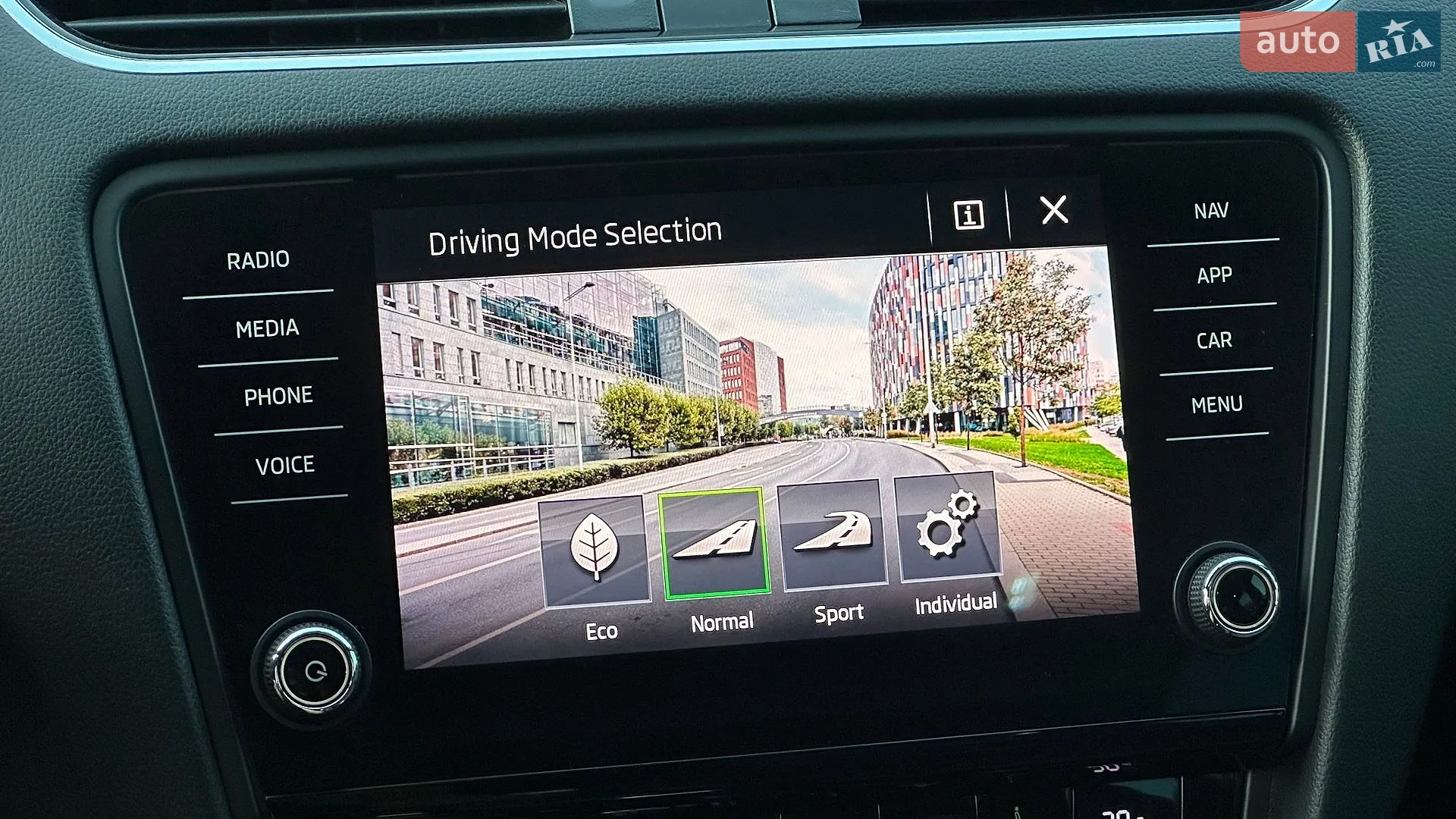 2018 Skoda Octavia - мініатюра 64