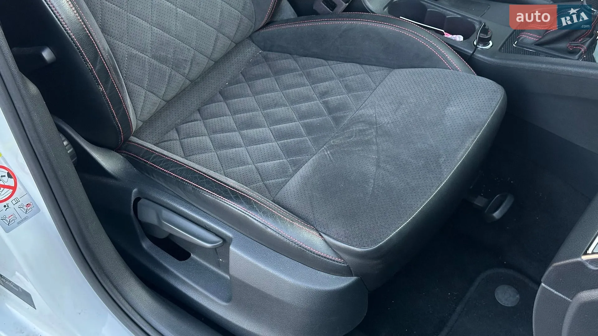 2018 Skoda Octavia - мініатюра 76