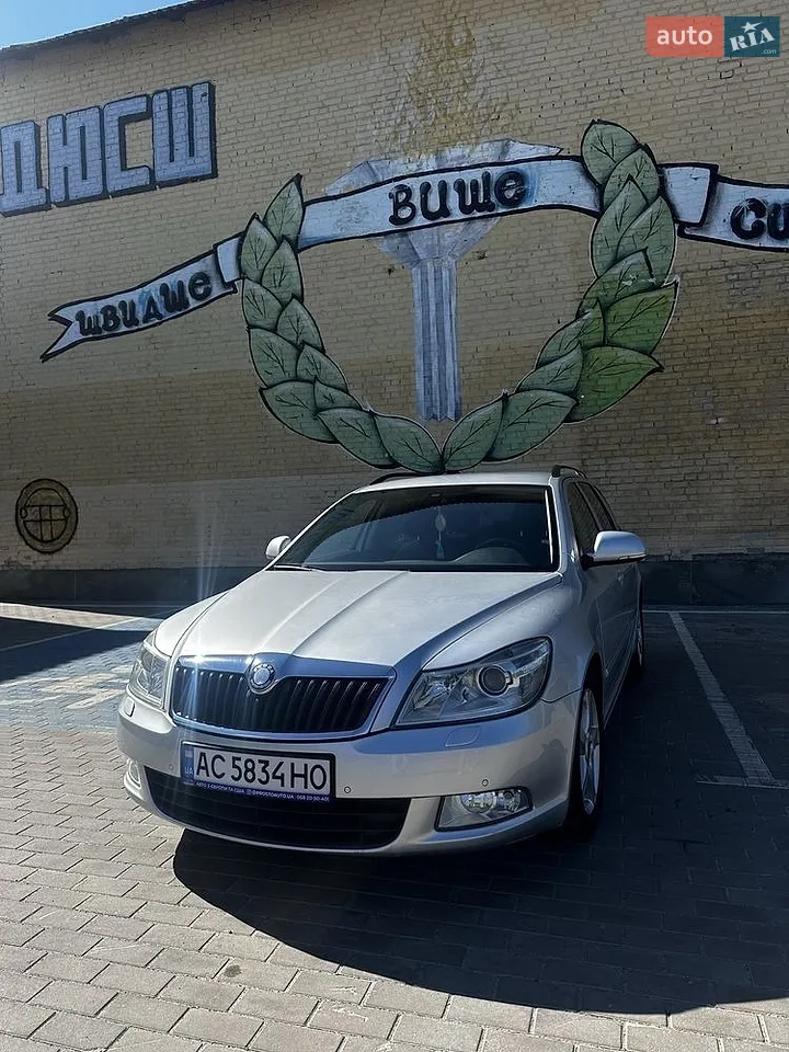 2010 Skoda Octavia - мініатюра 20