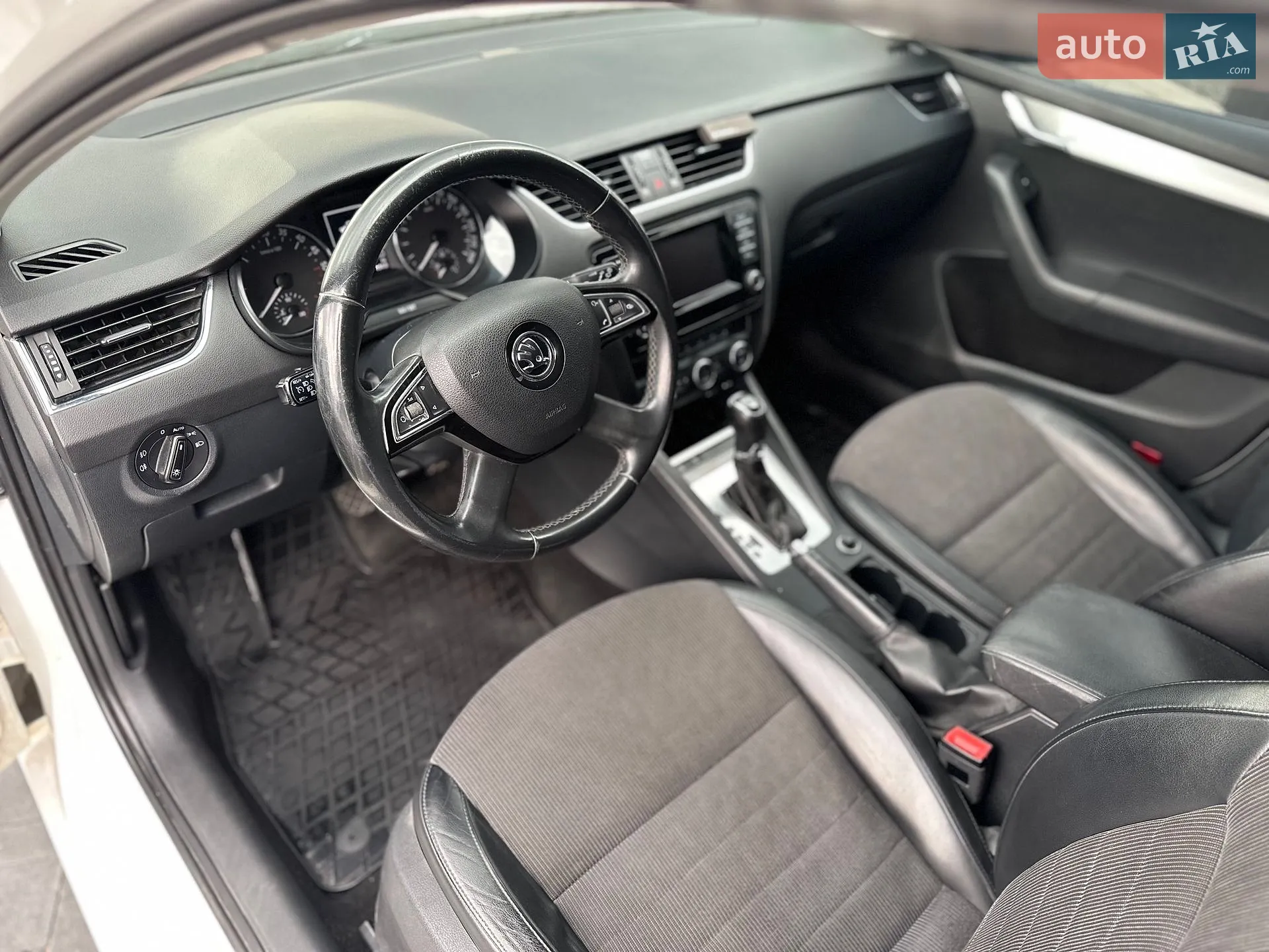 2013 Skoda Octavia - мініатюра 10