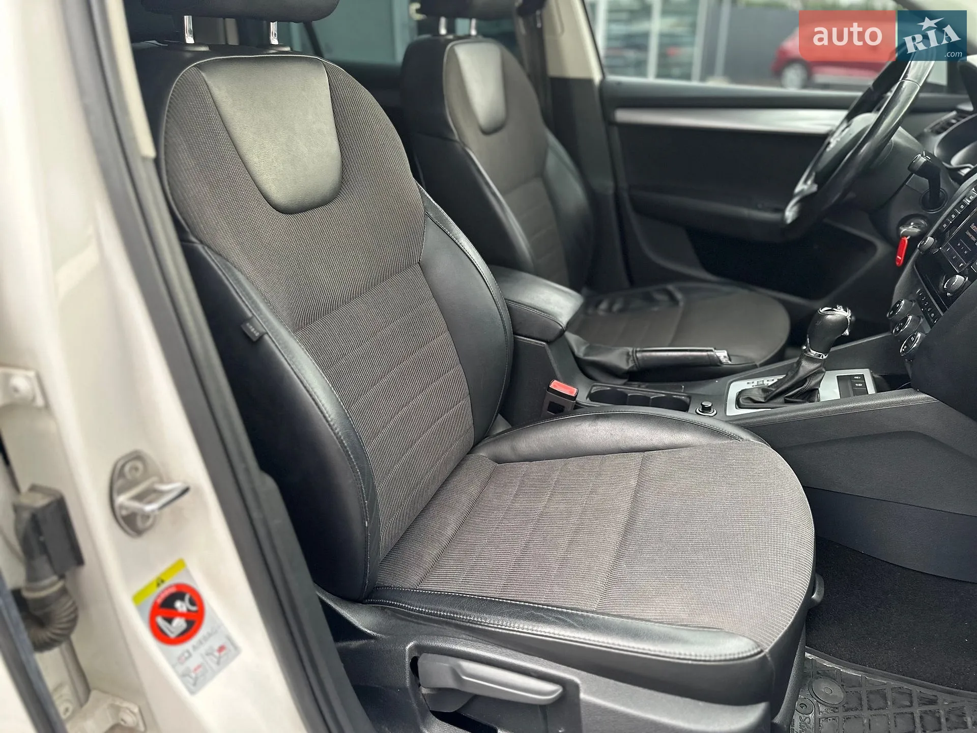 2013 Skoda Octavia - мініатюра 14