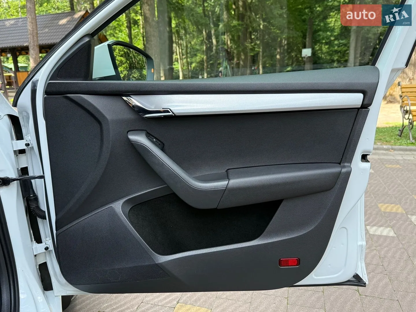 2016 Skoda Octavia - мініатюра 141