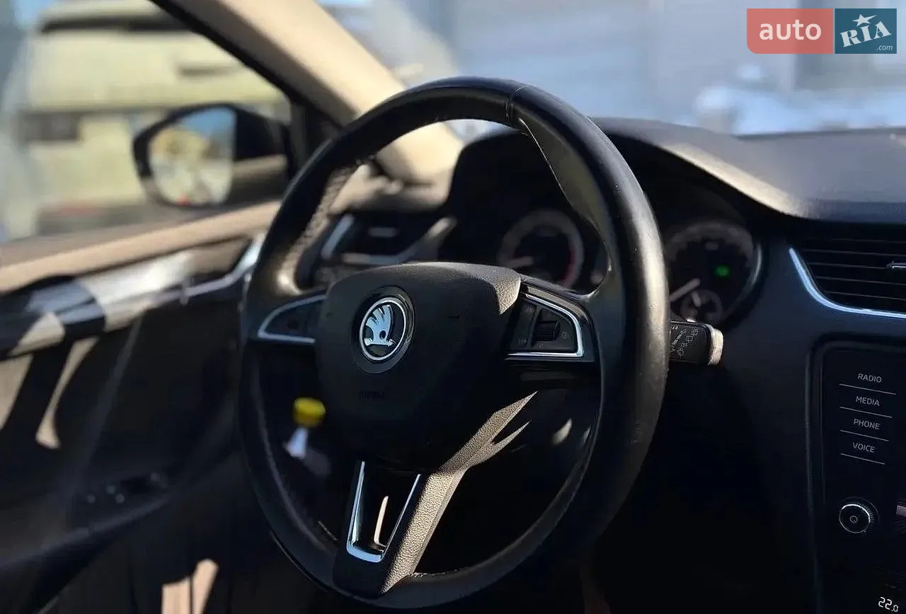 2019 Skoda Octavia - мініатюра 10