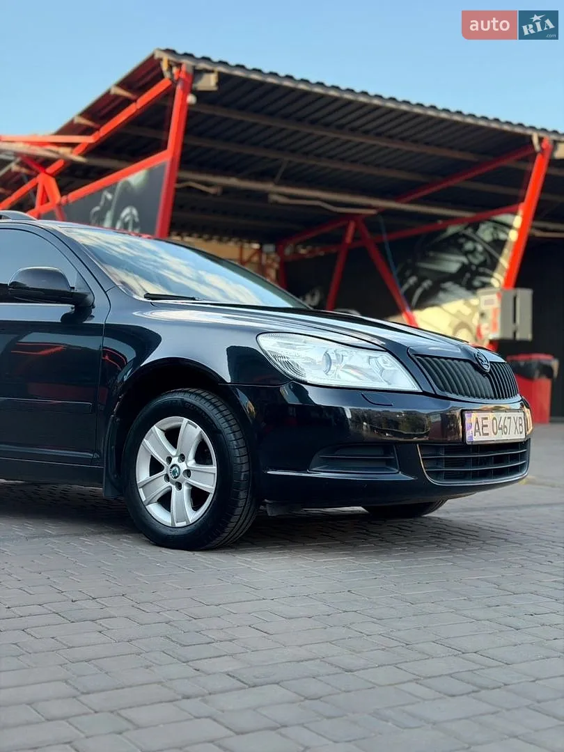 2011 Skoda Octavia - фото 1