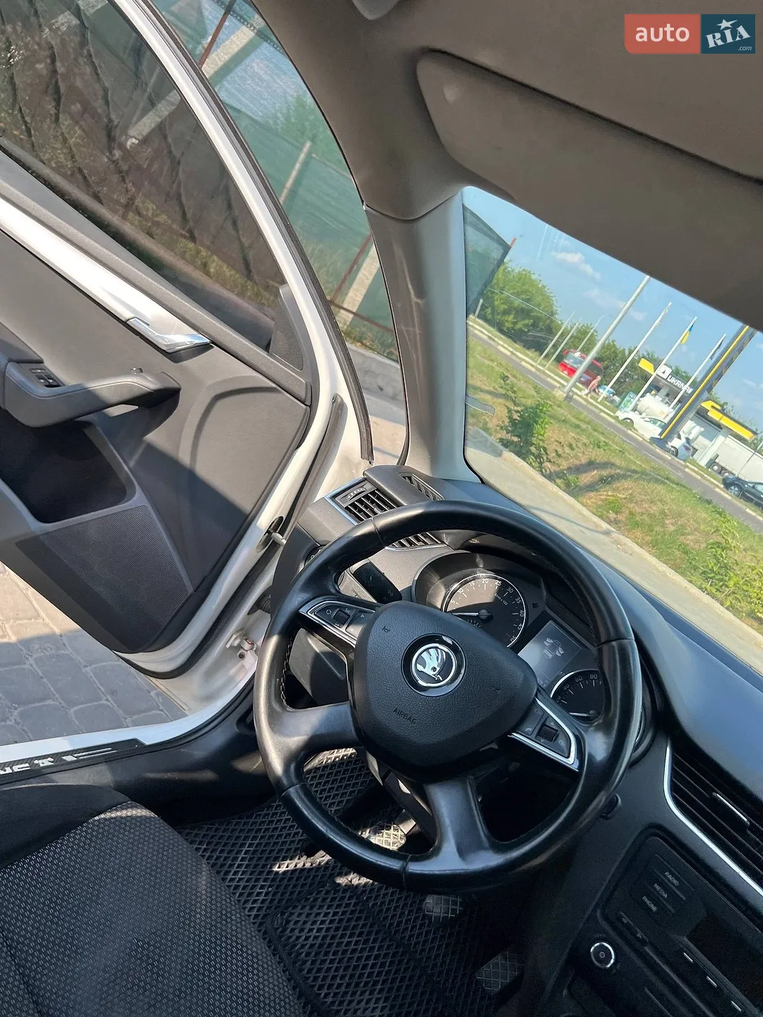 2014 Skoda Octavia - мініатюра 6