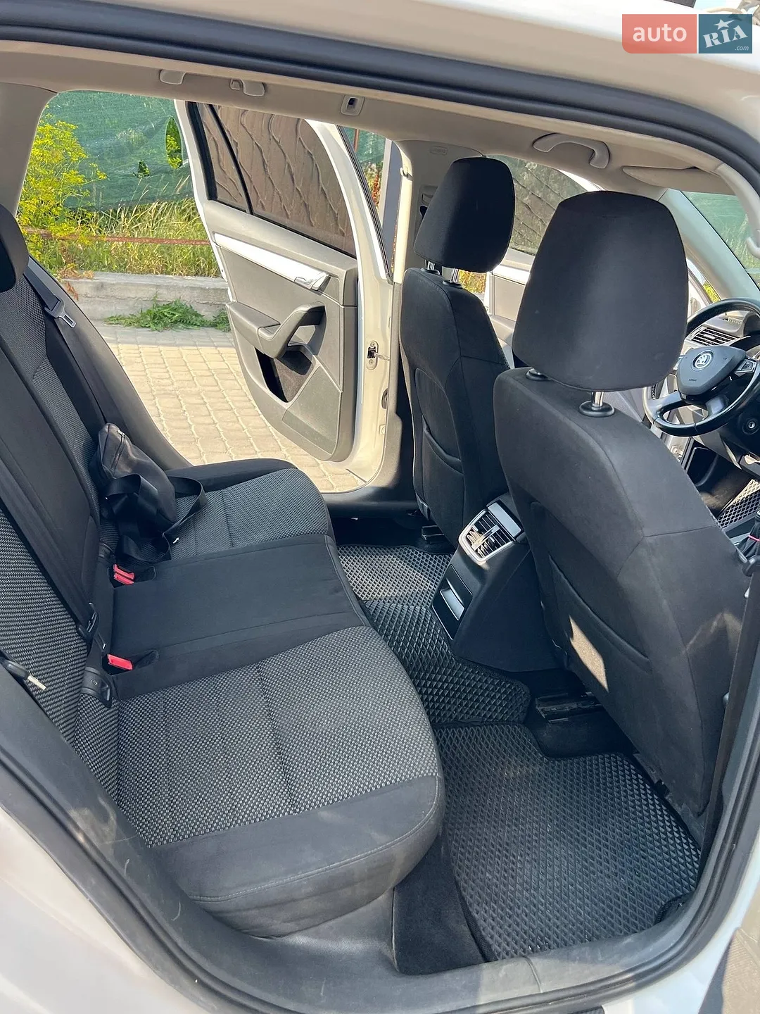 2014 Skoda Octavia - мініатюра 18