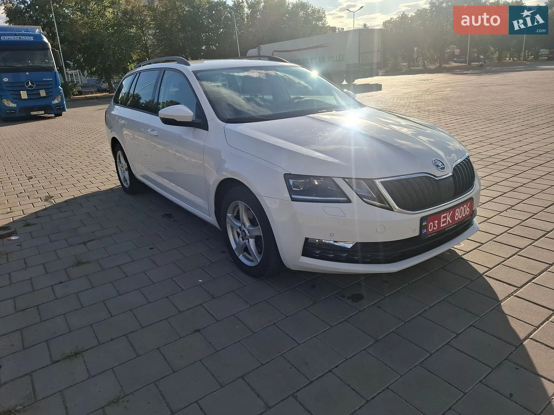 2019 Skoda Octavia - мініатюра 2