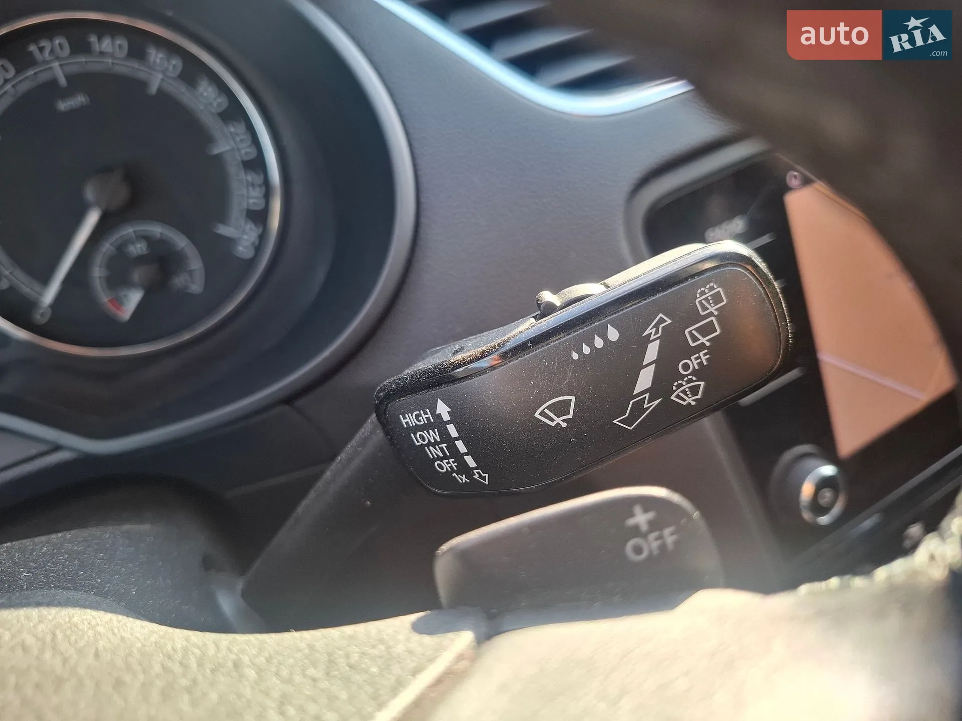 2019 Skoda Octavia - мініатюра 26