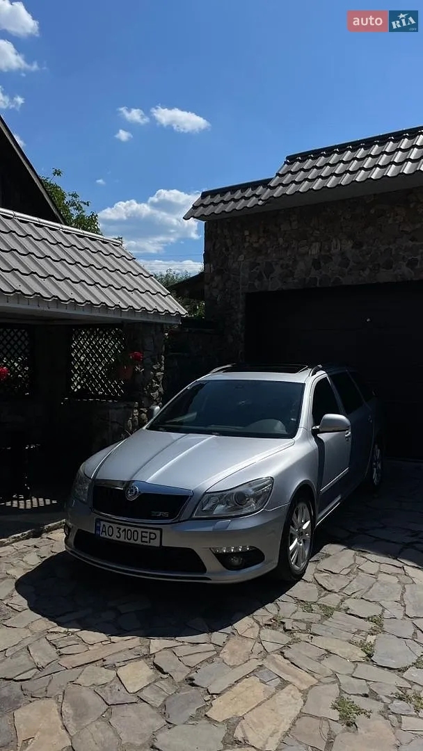 2010 Skoda Octavia - мініатюра 8