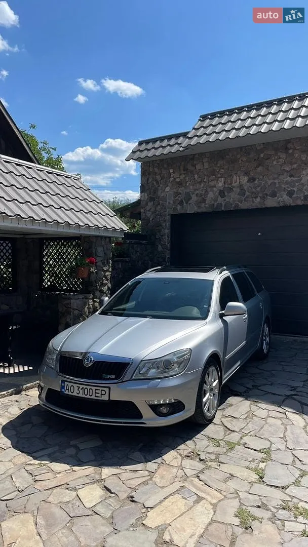 2010 Skoda Octavia - мініатюра 9