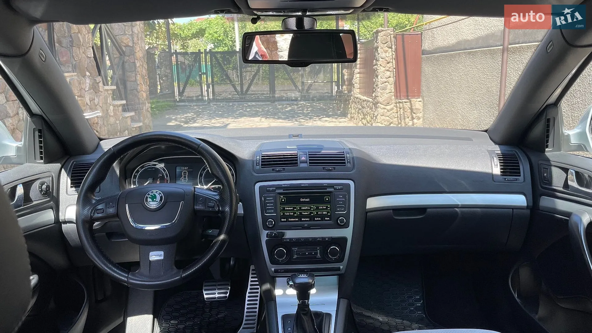 2010 Skoda Octavia - мініатюра 6