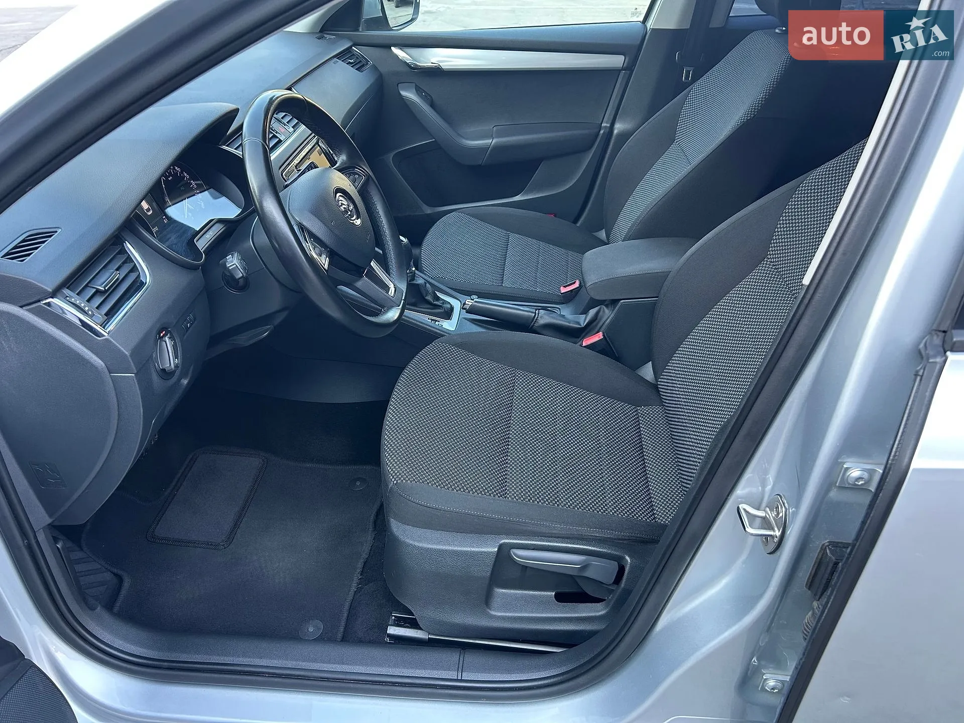 2016 Skoda Octavia - мініатюра 20