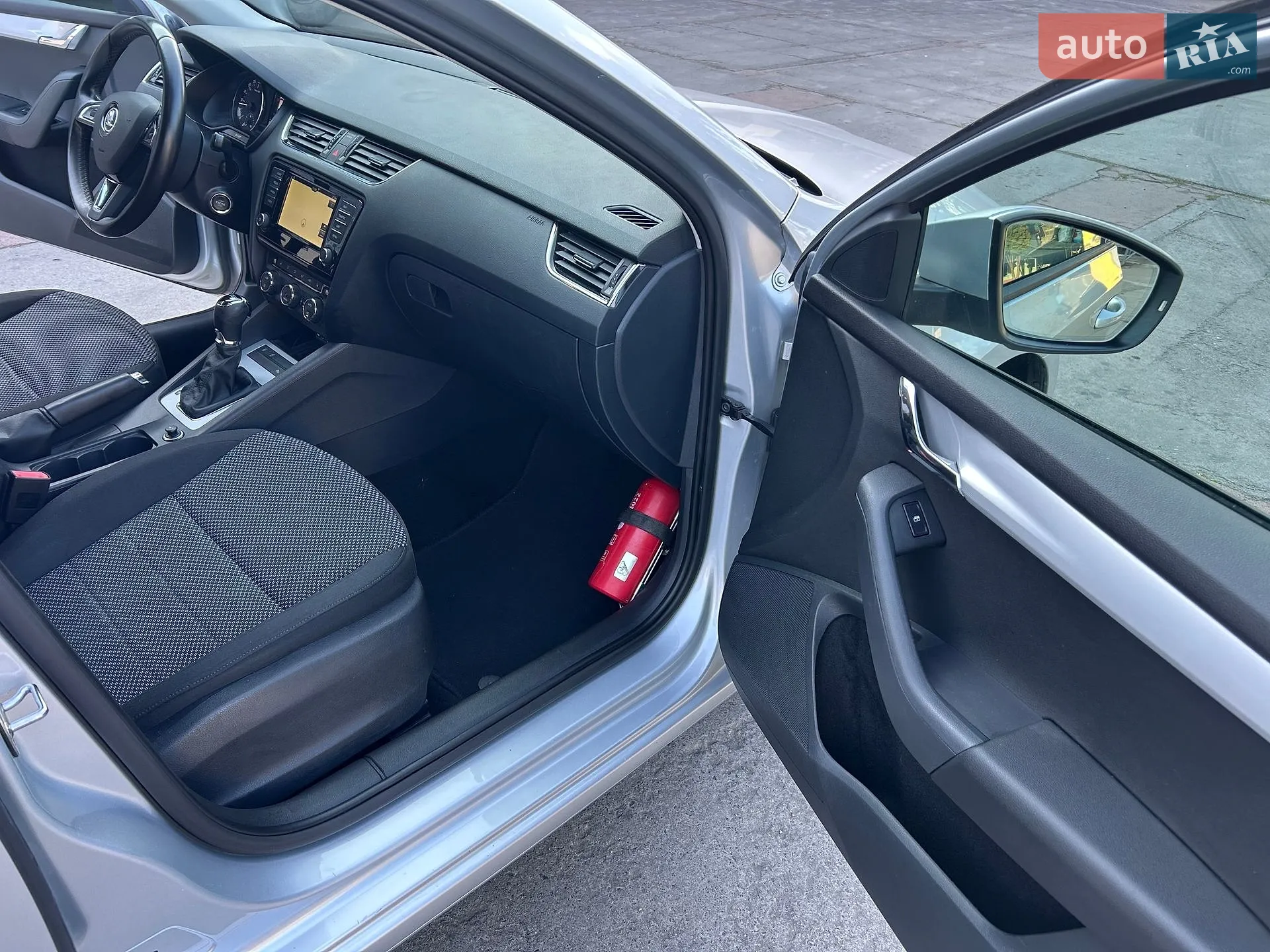 2016 Skoda Octavia - мініатюра 28