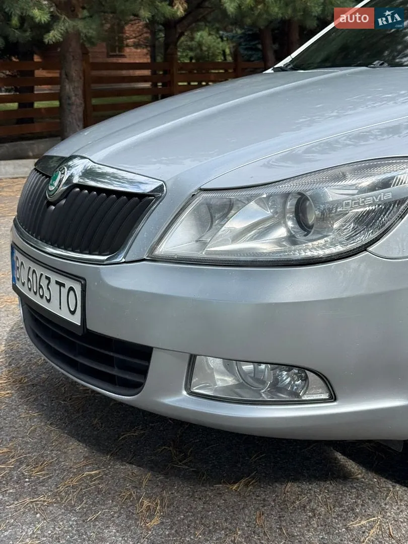 2011 Skoda Octavia - мініатюра 11
