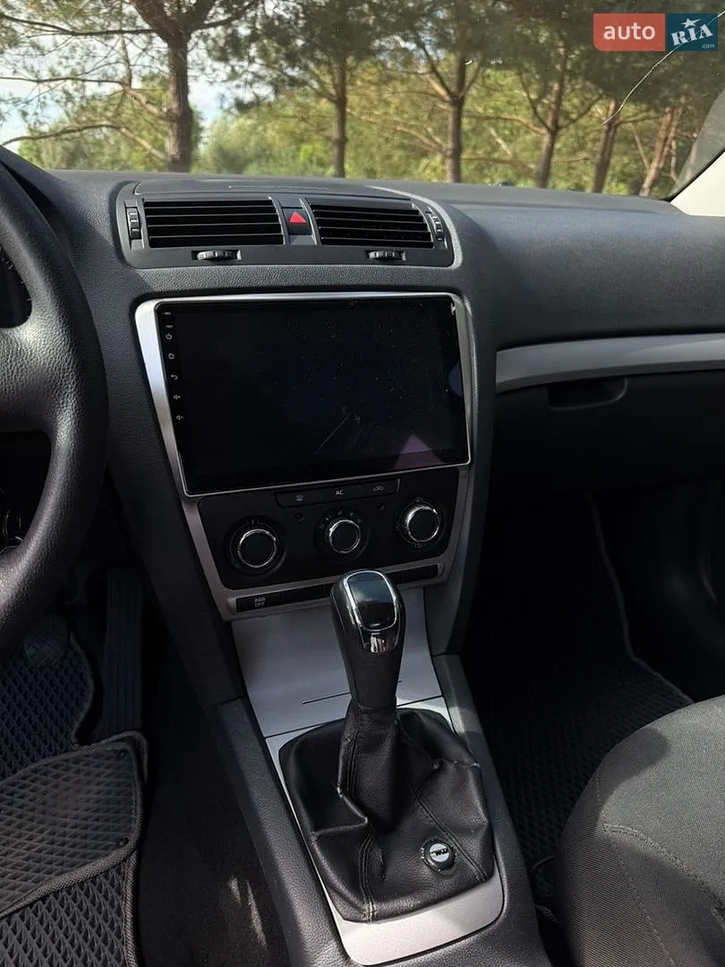 2011 Skoda Octavia - мініатюра 34