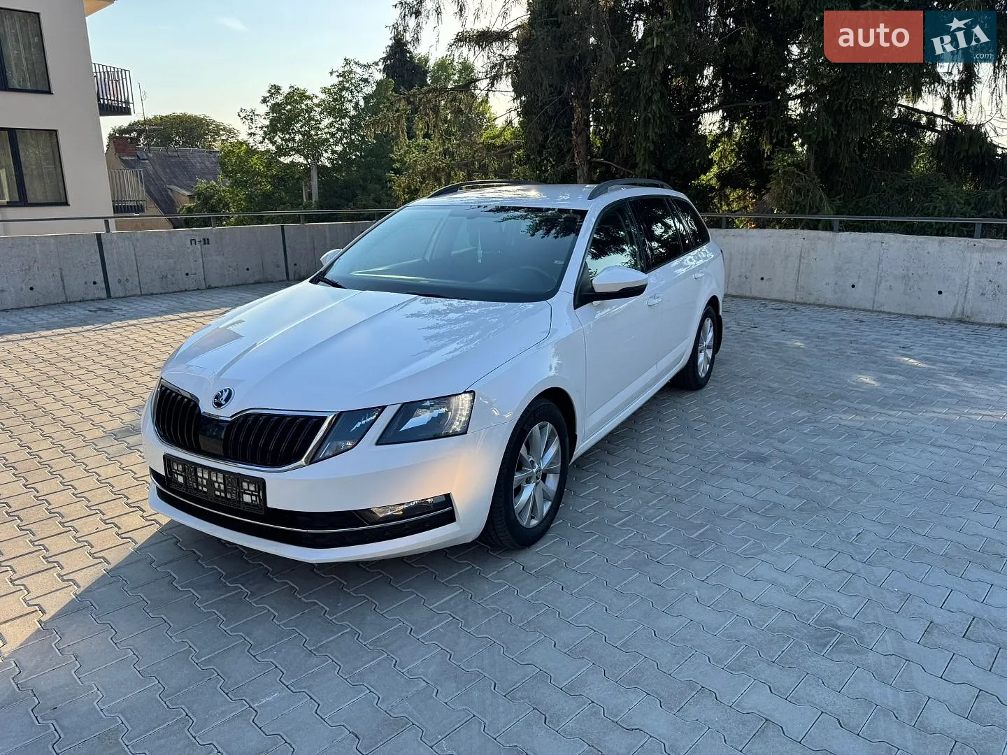 2017 Skoda Octavia - мініатюра 3