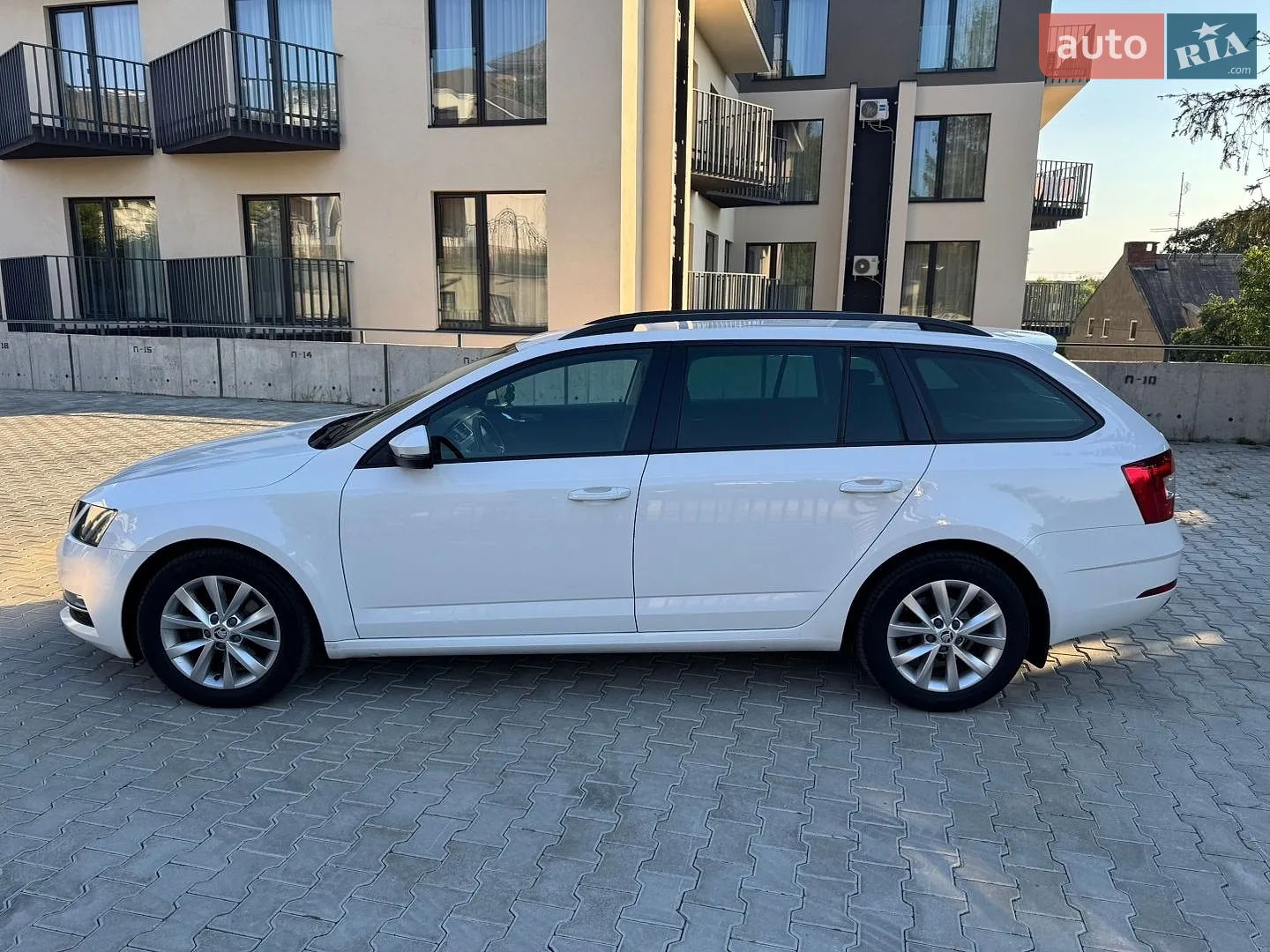 2017 Skoda Octavia - мініатюра 5