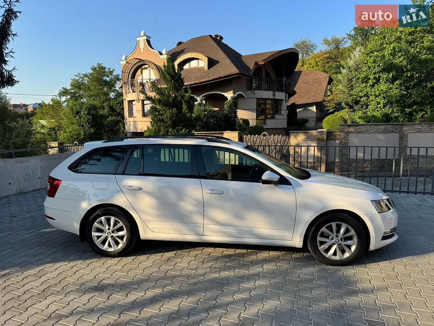 2017 Skoda Octavia - мініатюра 10