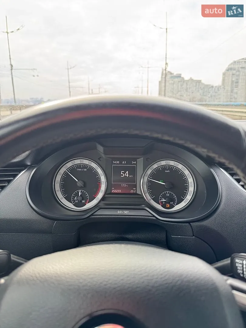 2015 Skoda Octavia - мініатюра 131