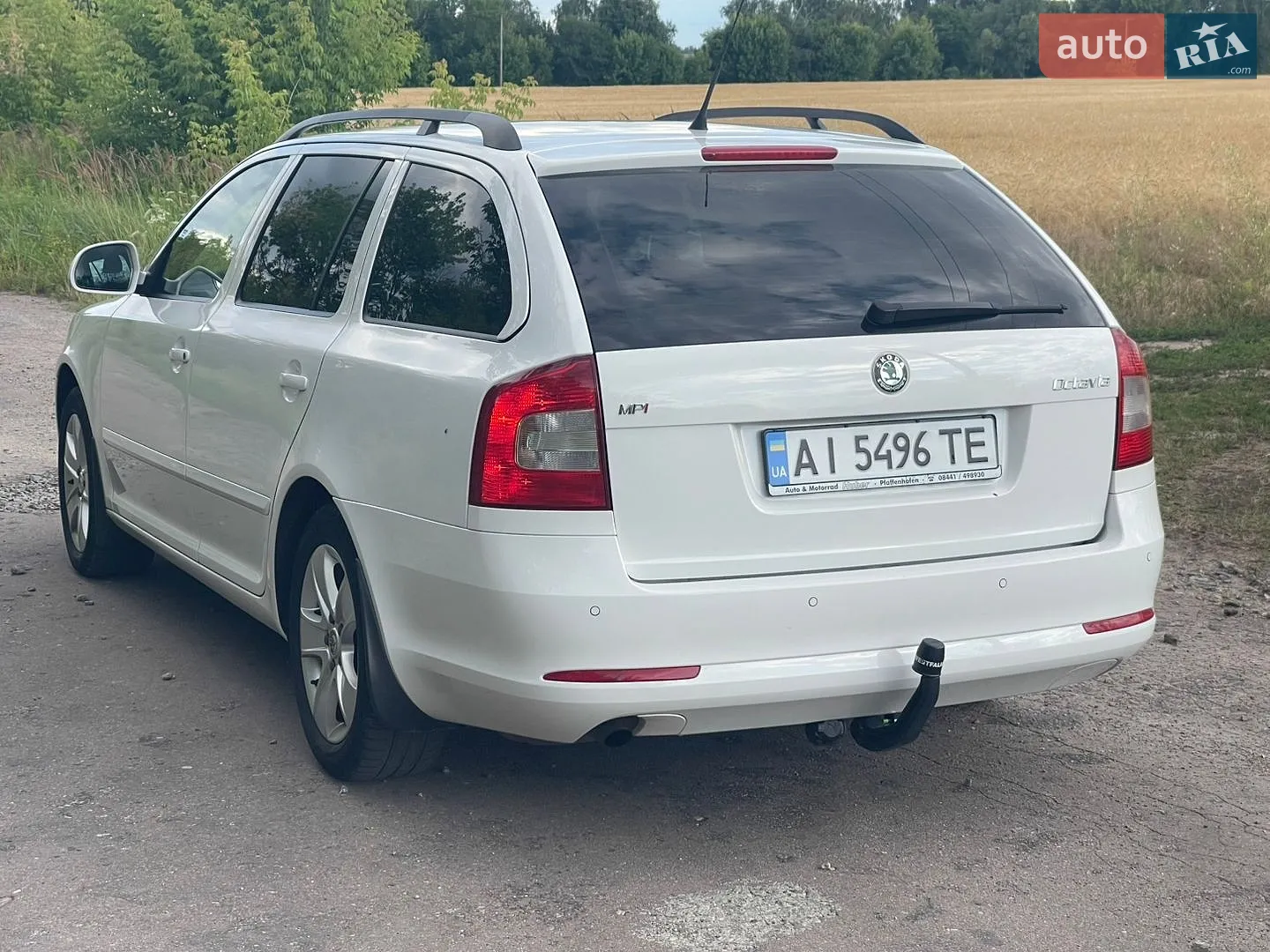 2010 Skoda Octavia - мініатюра 2