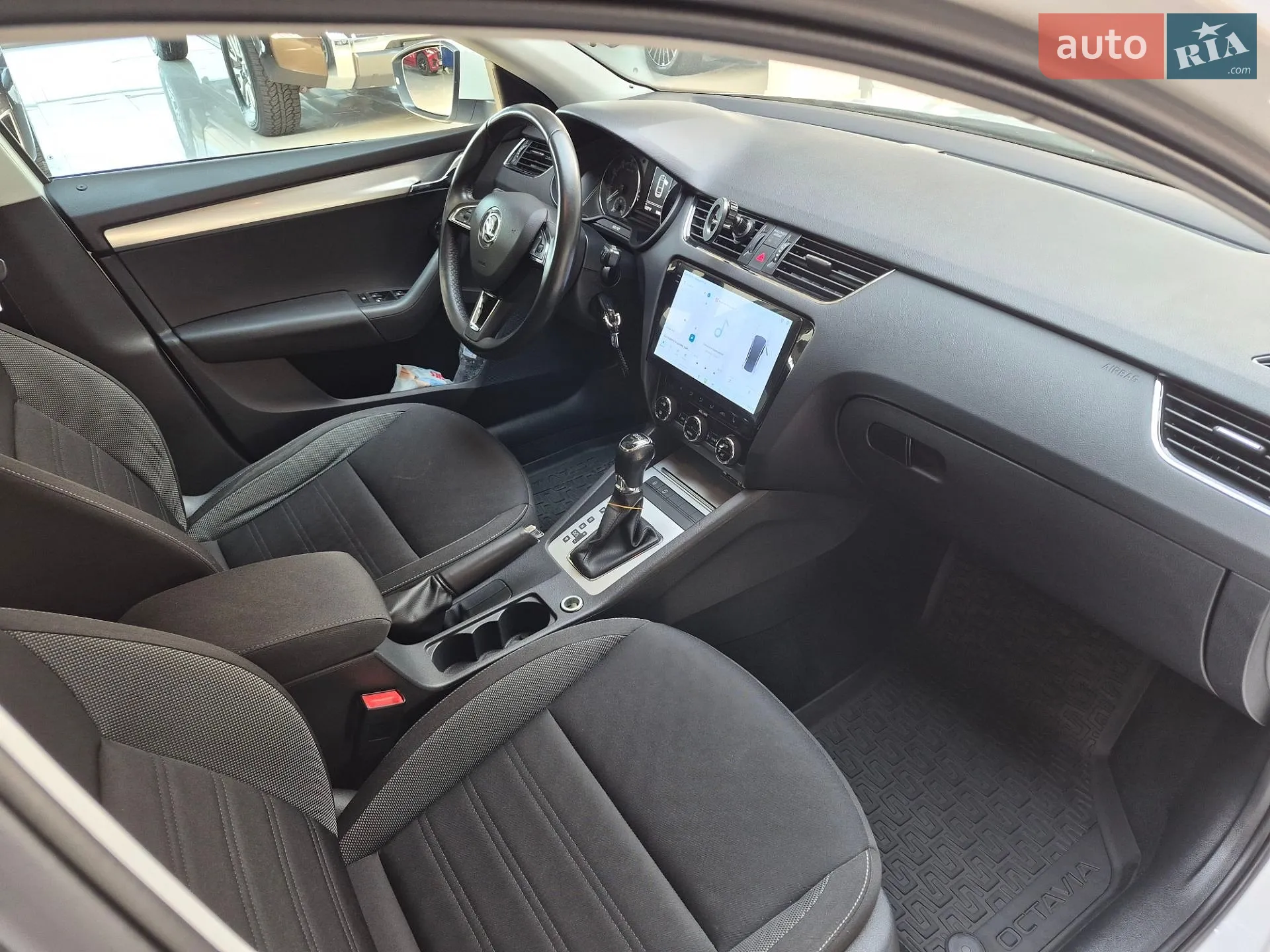 2017 Skoda Octavia - мініатюра 12