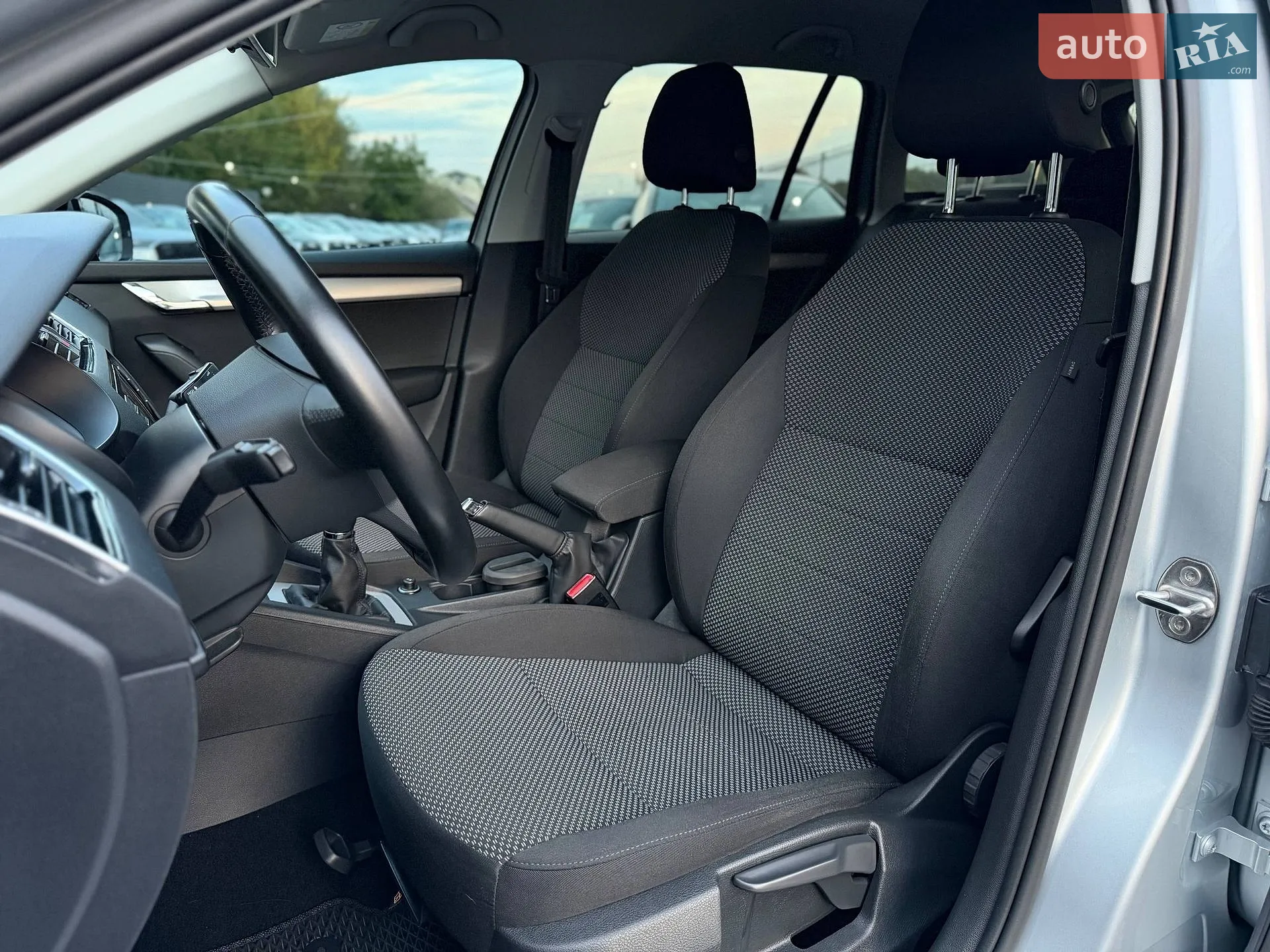 2016 Skoda Octavia - мініатюра 18