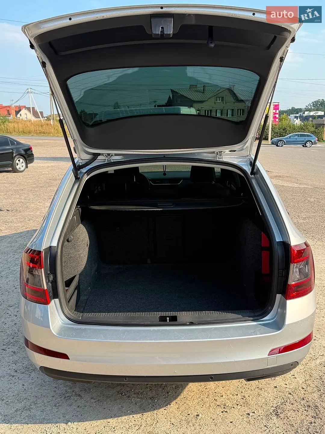 2016 Skoda Octavia - мініатюра 13