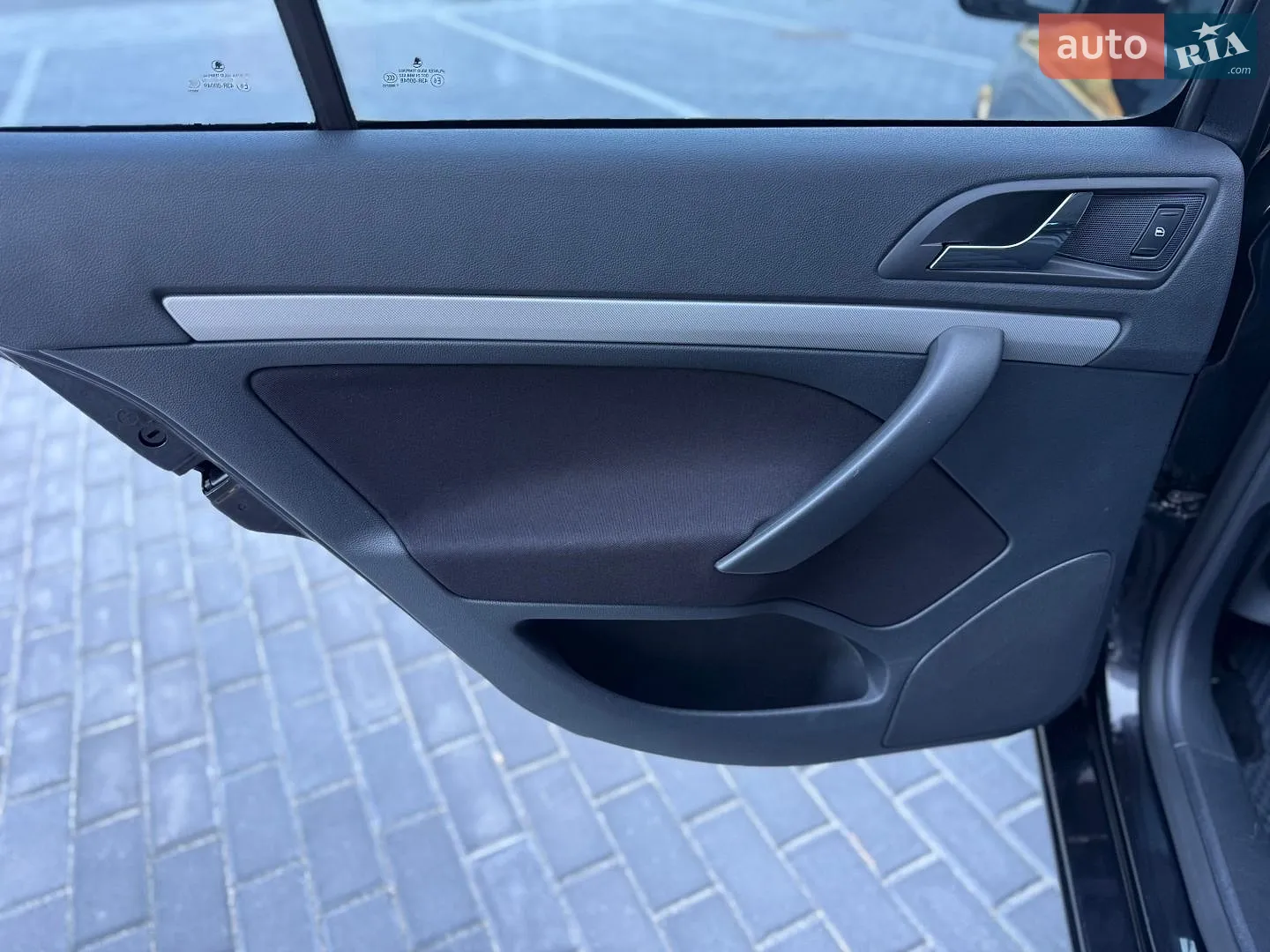 2010 Skoda Octavia - мініатюра 36