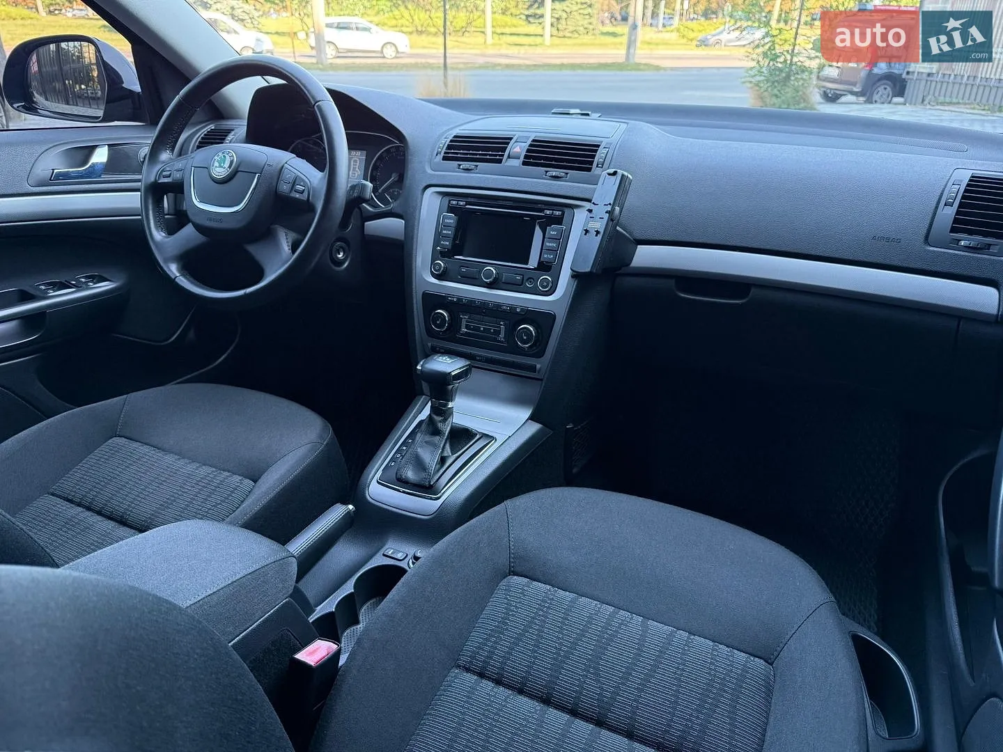 2010 Skoda Octavia - мініатюра 49