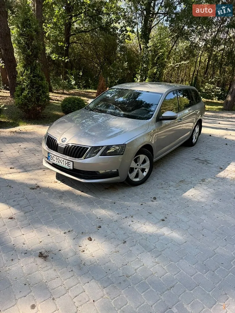 2017 Skoda Octavia - мініатюра 2