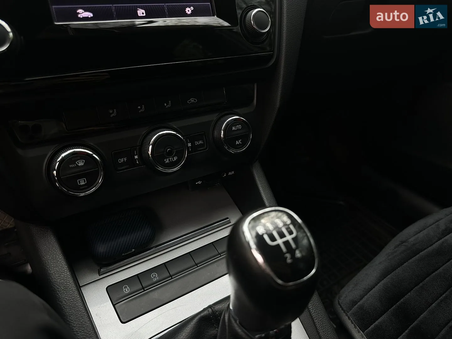 2014 Skoda Octavia - мініатюра 28