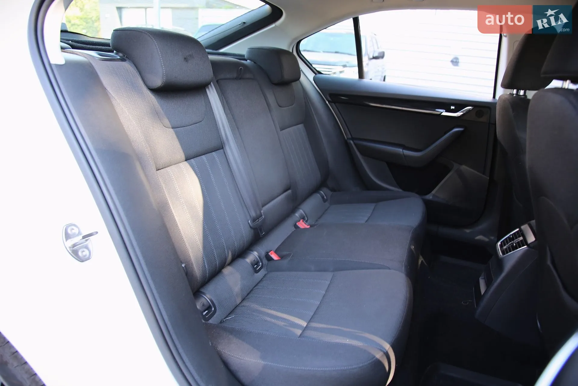 2019 Skoda Octavia - мініатюра 9