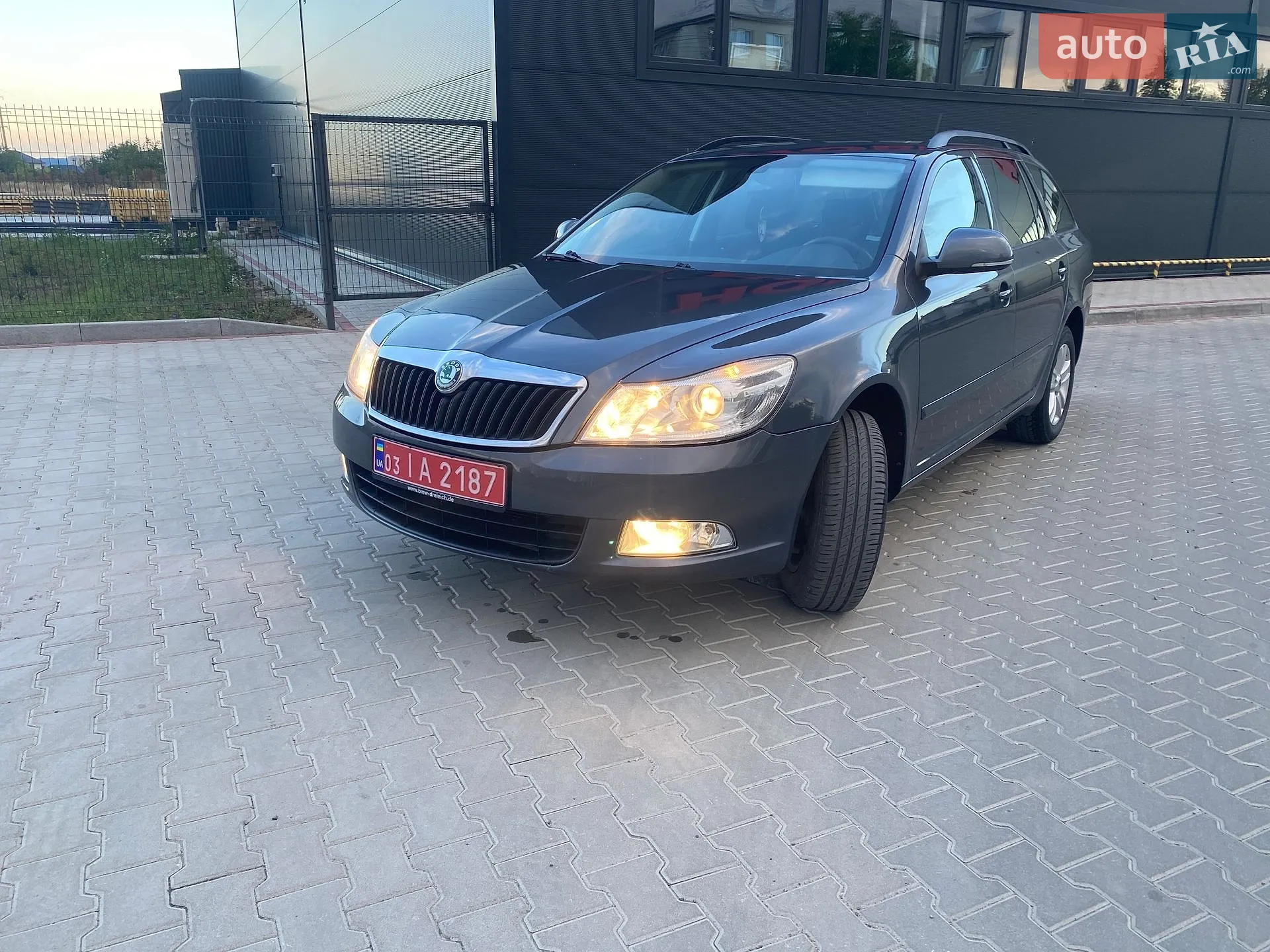 2010 Skoda Octavia - мініатюра 6